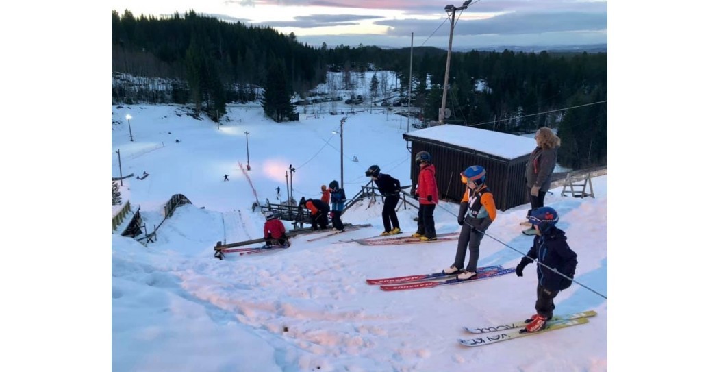 Flotte forhold og mye aktivitet i hoppbakkene!